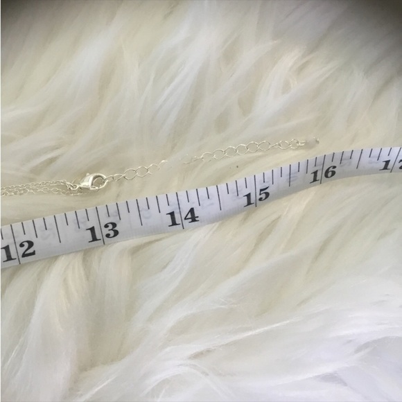 Avon My Blessings cross necklace
New in package never worn - Picture 4 of 14